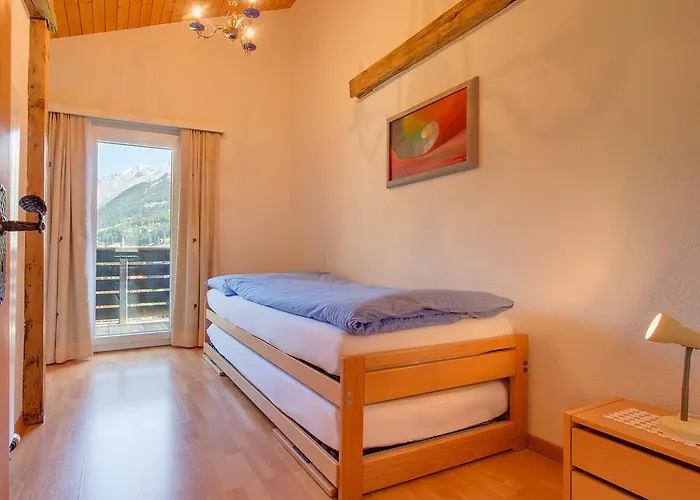 豪斯艾米娜酒店 公寓 *